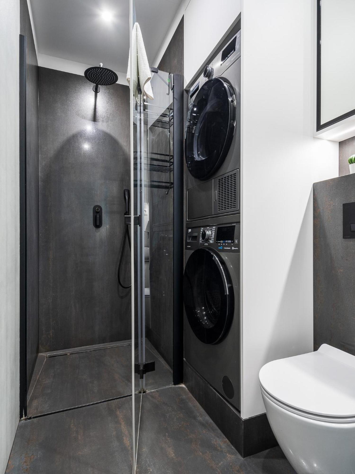 Wola Tower Deluxe Separate Bedroom With Free Garage - By Perfect Apart 바르샤바 외부 사진